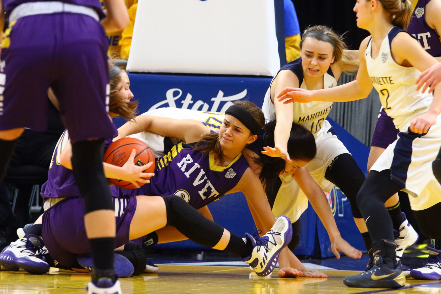 Gallery: Girls Basketball State Finals: Marquette Catholic vs. Vincennes Rivet